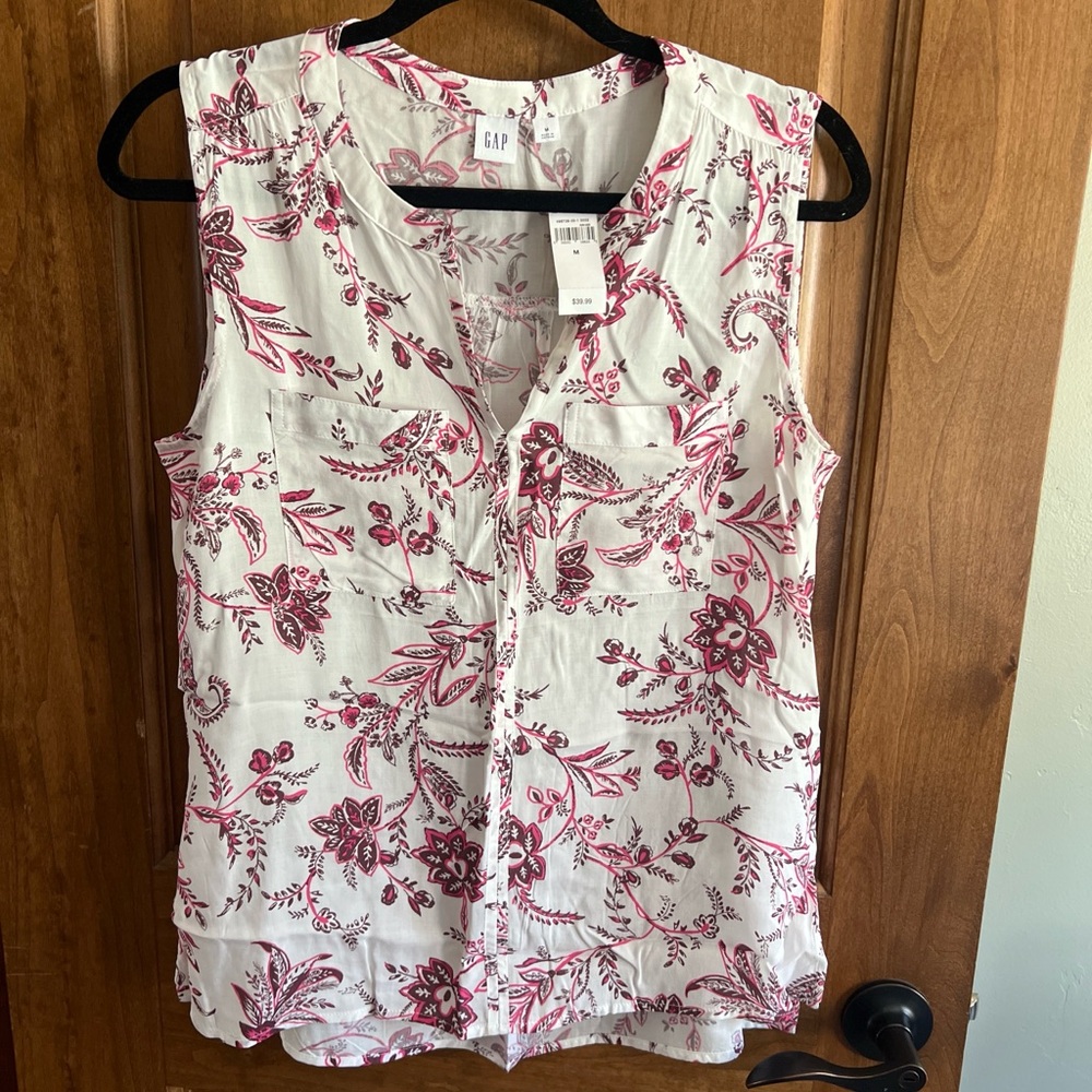 GAP White Sleeveless Button-Front Camisole with Pink Floral Print